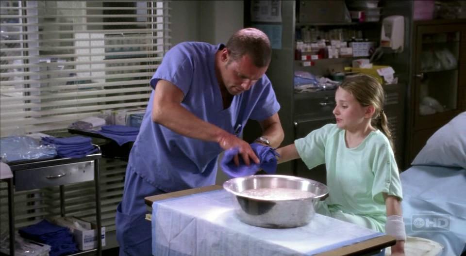 AbbieGreysAnatomy_331.jpg