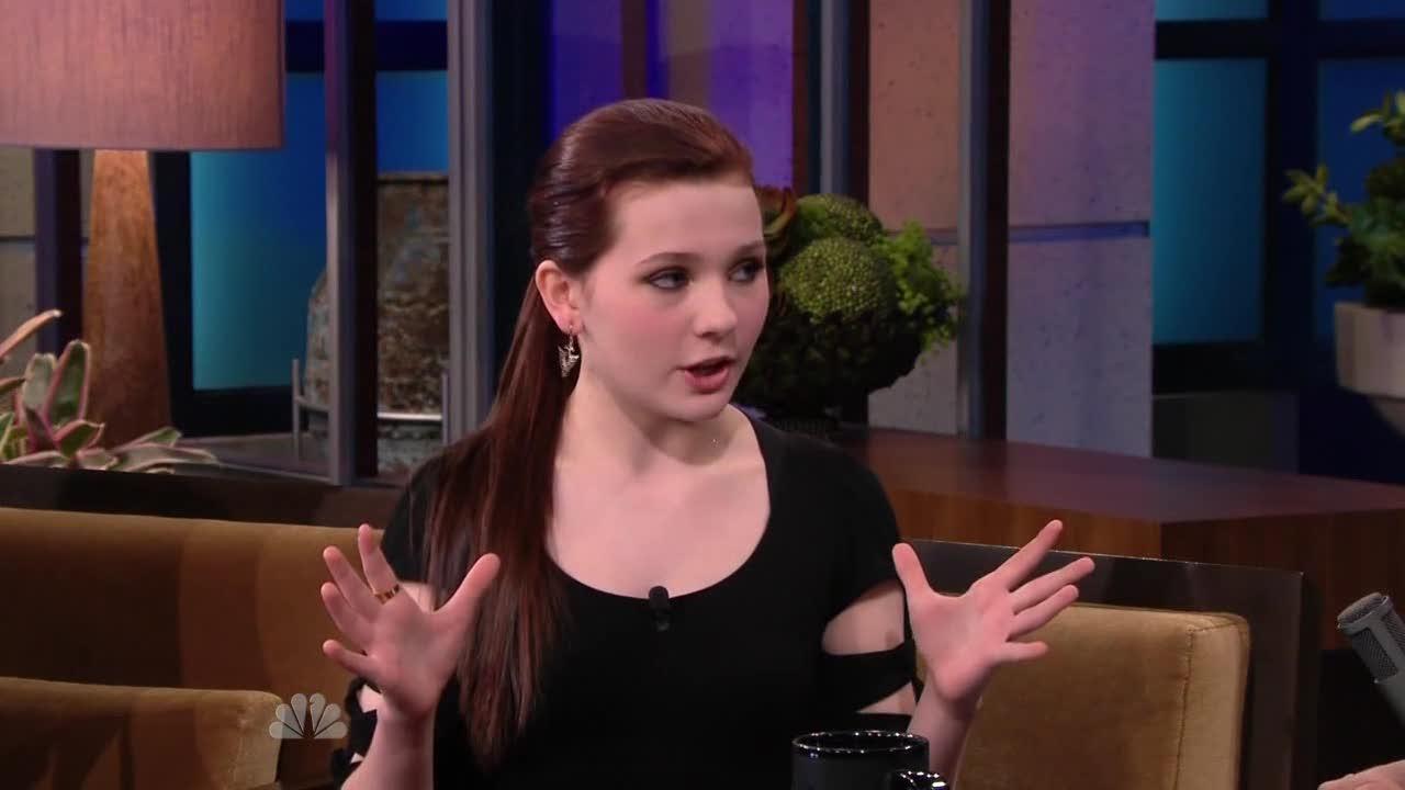 AbigailBreslinJayLeno231871.jpg