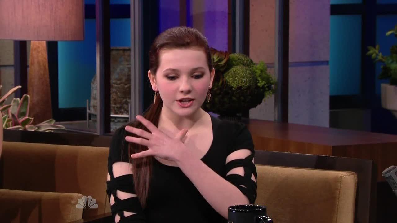 AbigailBreslinJayLeno232798.jpg