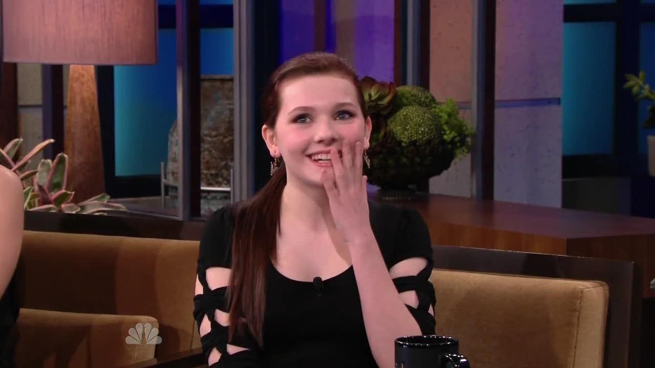 AbigailBreslinJayLeno234136.jpg
