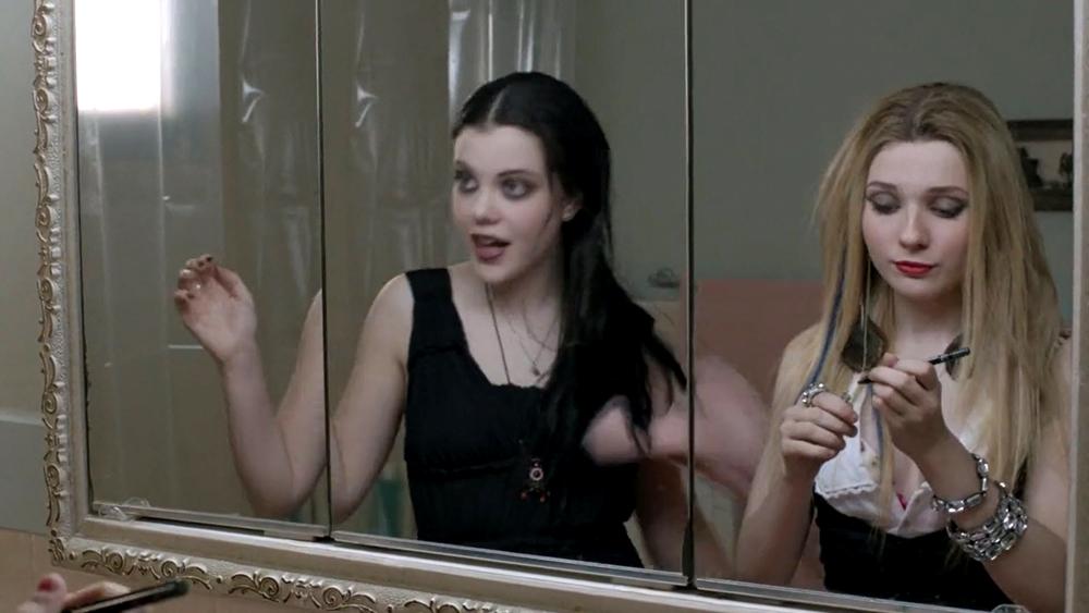 abigailbreslin-perfectsisters-00409.jpg