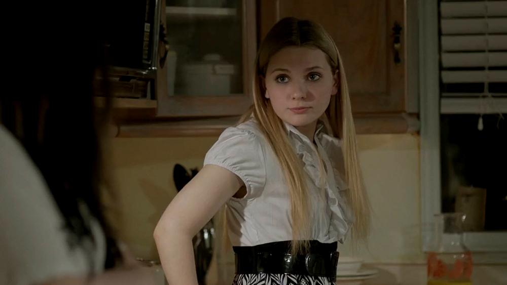 abigailbreslin-perfectsisters-00628.jpg