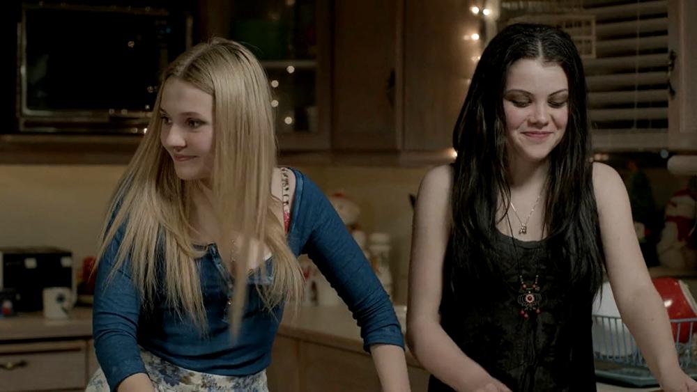 abigailbreslin-perfectsisters-01634.jpg