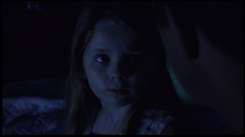 AbigailBreslin_Sigs132.jpg