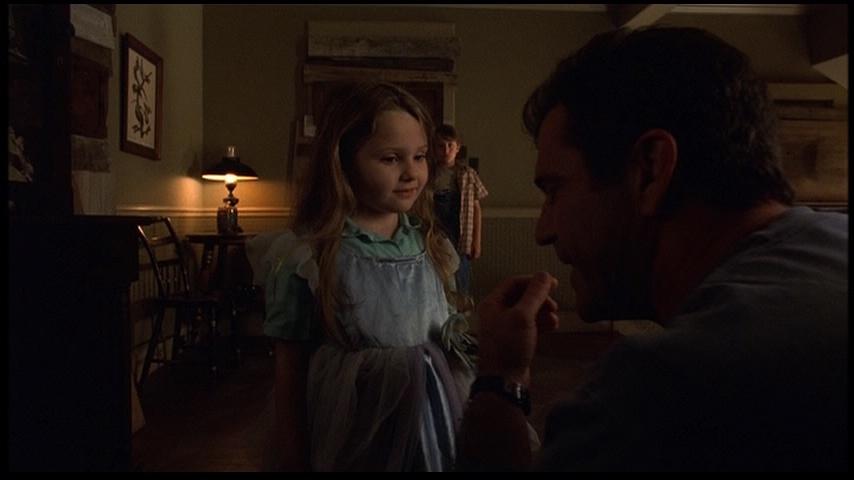 AbigailBreslin_Sigs657.jpg
