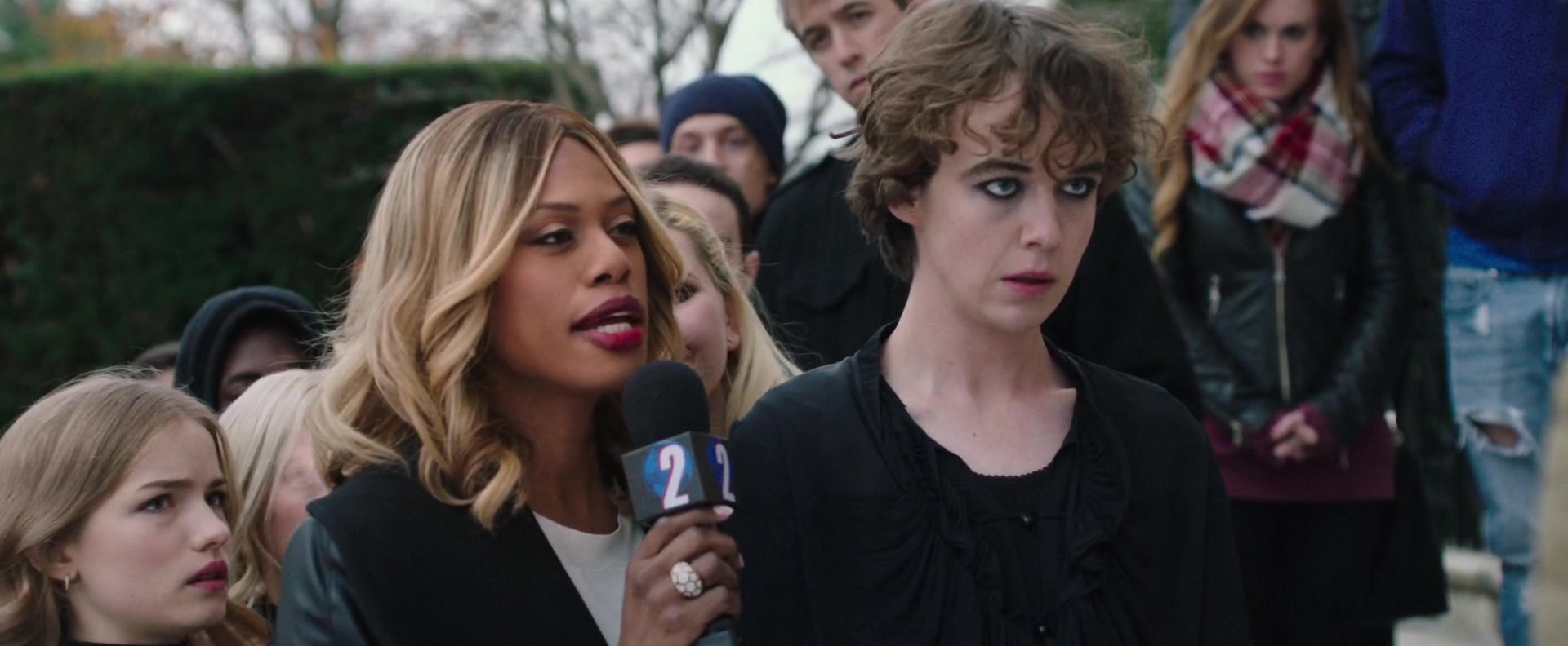 Freak_Show_2017_1080p_008078.jpg