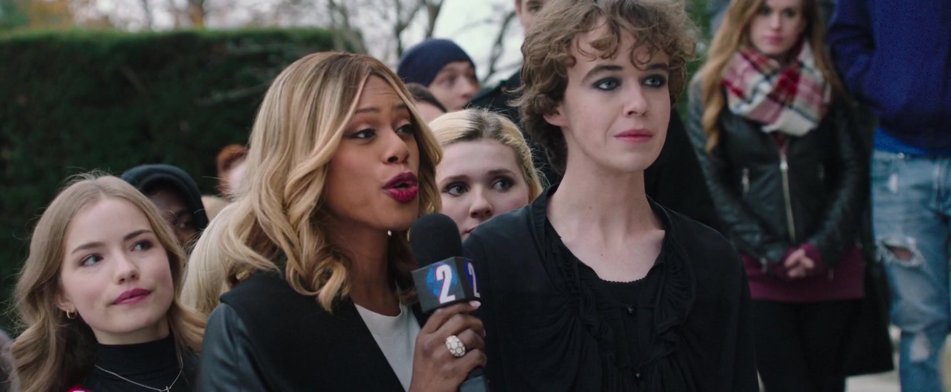Freak_Show_2017_1080p_008105.jpg