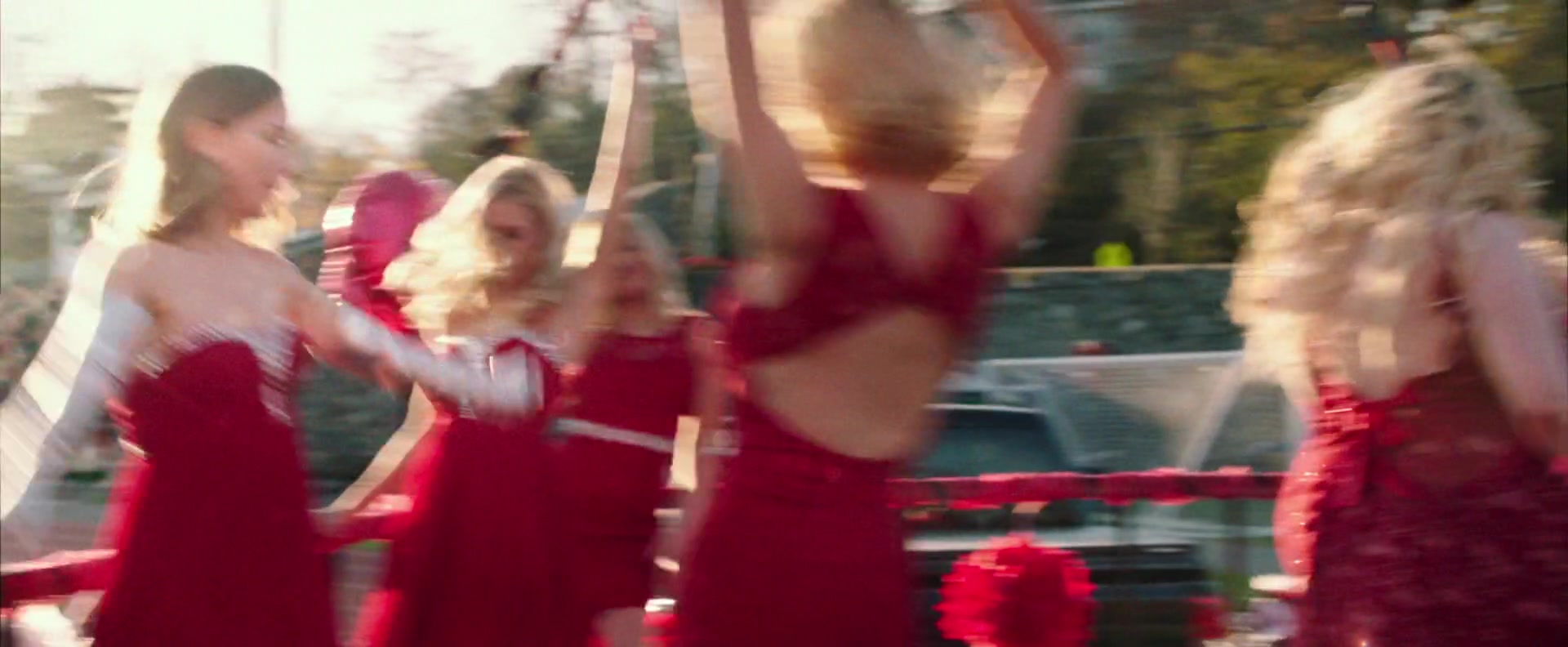 Freak_Show_2017_1080p_010024.jpg