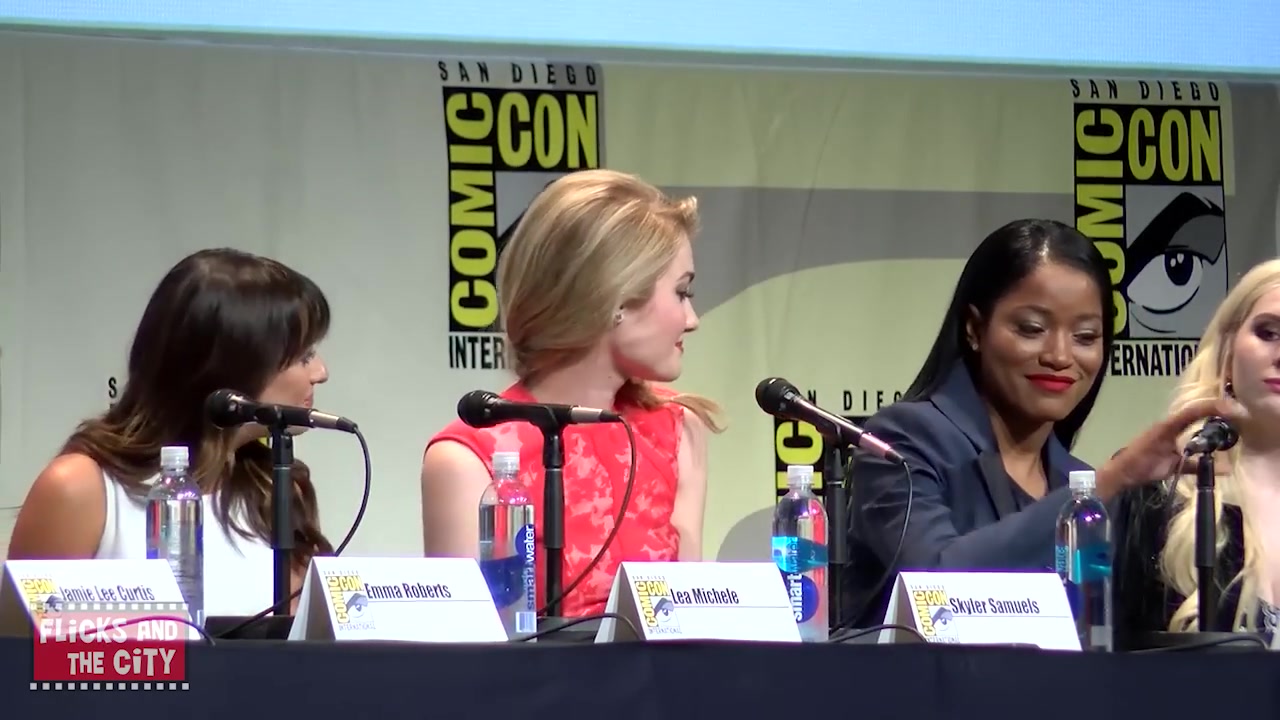 sq_ahs_panel_comiccon2015_000752.jpg sq_ahs_panel_comiccon2015_000752.jpg