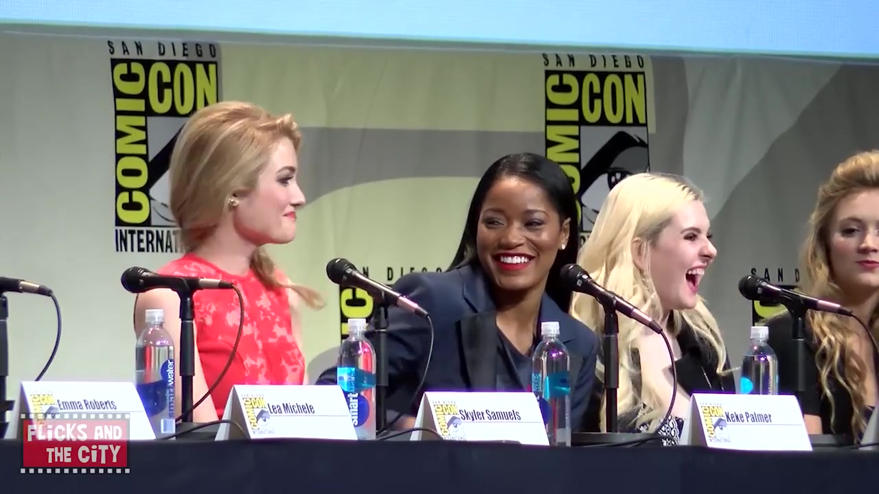 sq_ahs_panel_comiccon2015_000756.jpg sq_ahs_panel_comiccon2015_000756.jpg