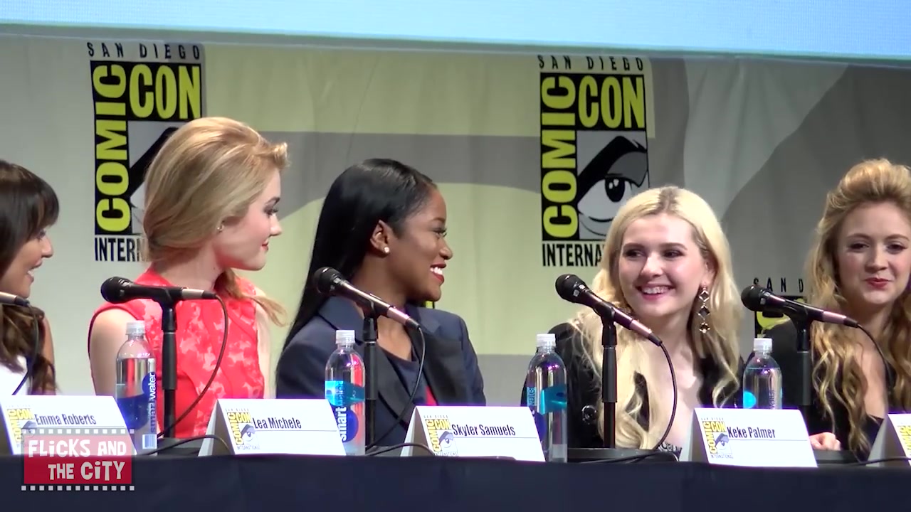sq_ahs_panel_comiccon2015_000781.jpg sq_ahs_panel_comiccon2015_000781.jpg