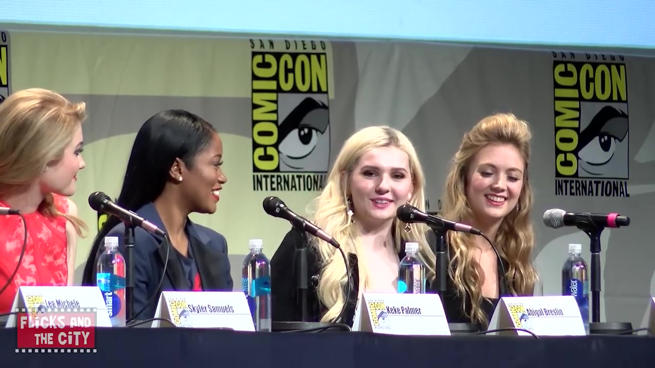 sq_ahs_panel_comiccon2015_000803.jpg