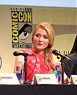 sq_ahs_panel_comiccon2015_000710.jpg