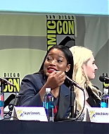 sq_ahs_panel_comiccon2015_001030.jpg
