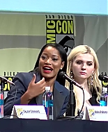 sq_ahs_panel_comiccon2015_001035.jpg