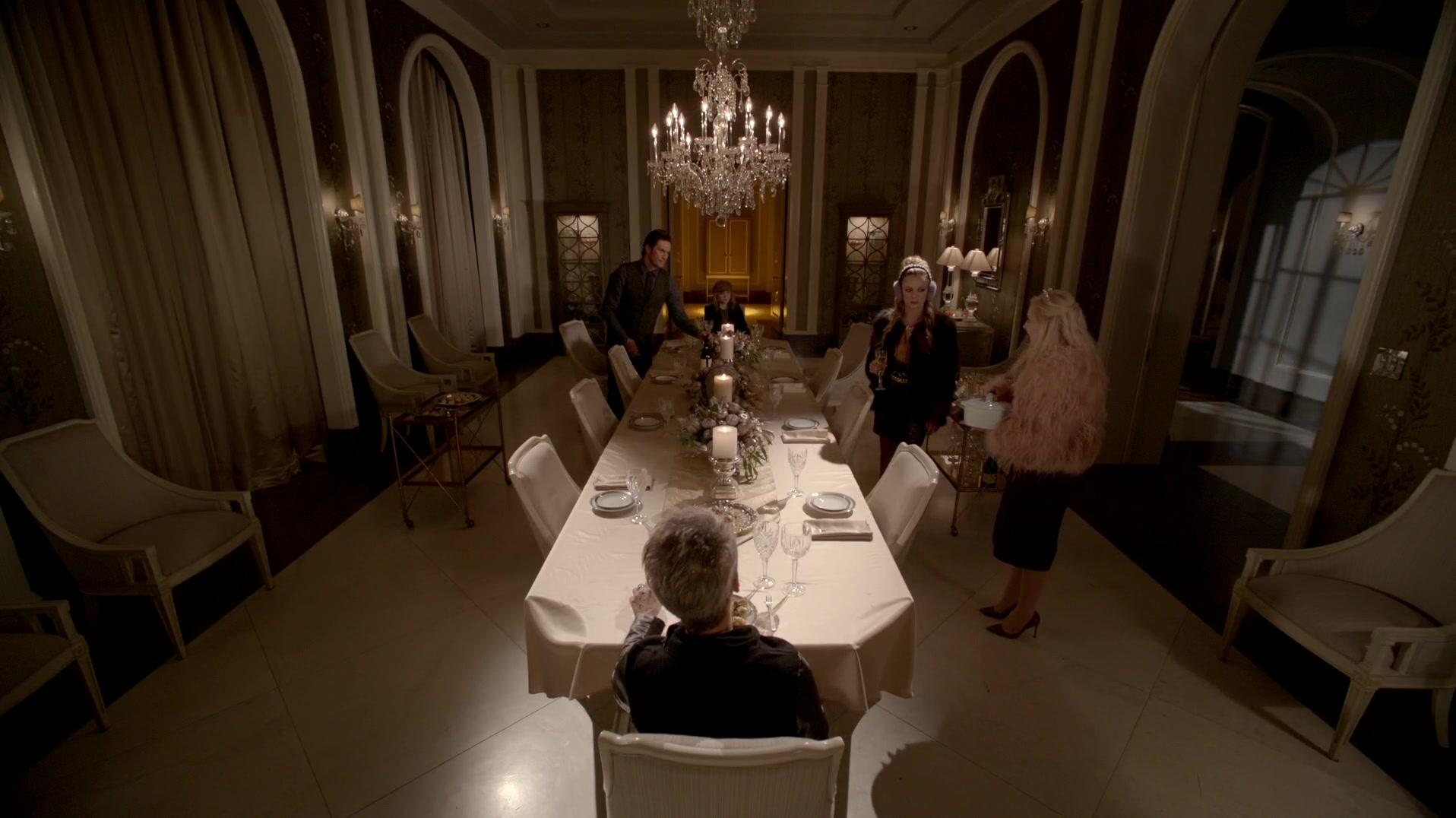 Scream_Queens_2015_S01E10_Thanksgiving_1080p_3339.jpg
