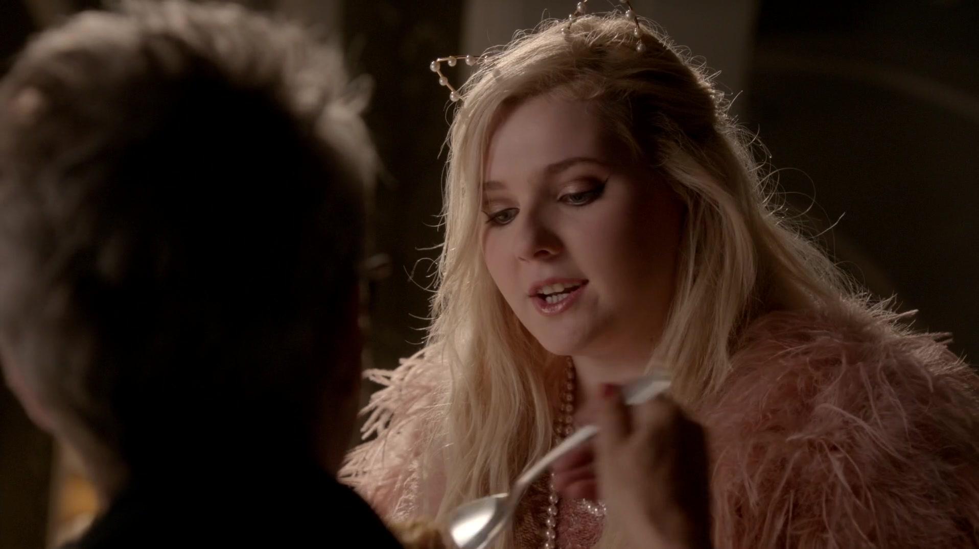 Scream_Queens_2015_S01E10_Thanksgiving_1080p_3362.jpg