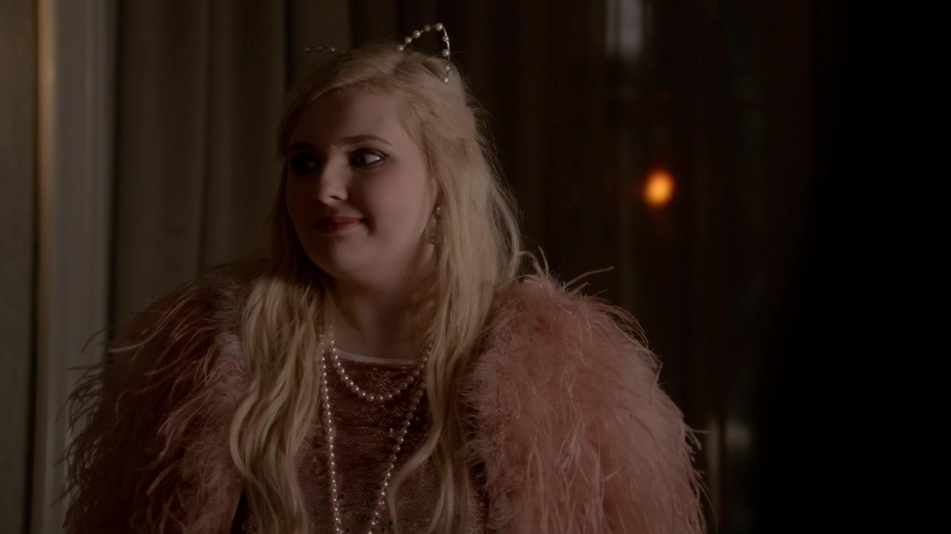 Scream_Queens_2015_S01E10_Thanksgiving_1080p_3406.jpg