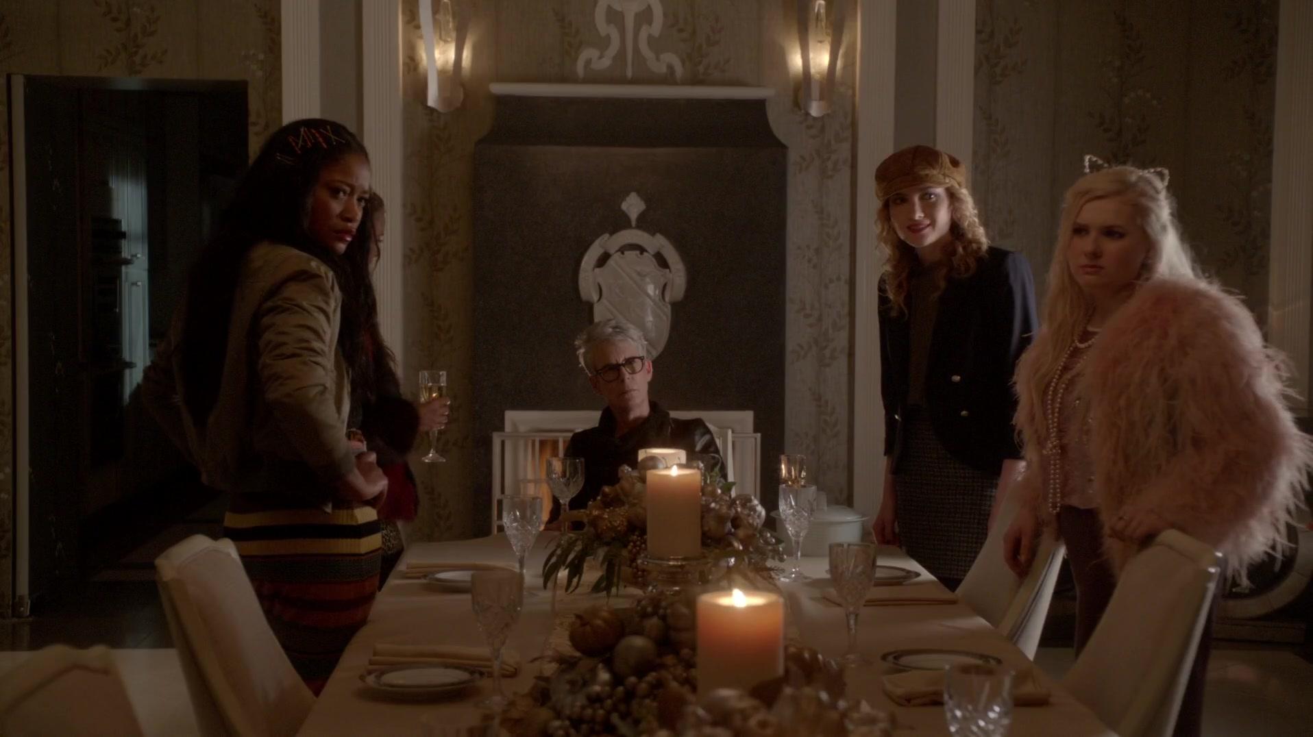 Scream_Queens_2015_S01E10_Thanksgiving_1080p_3744.jpg
