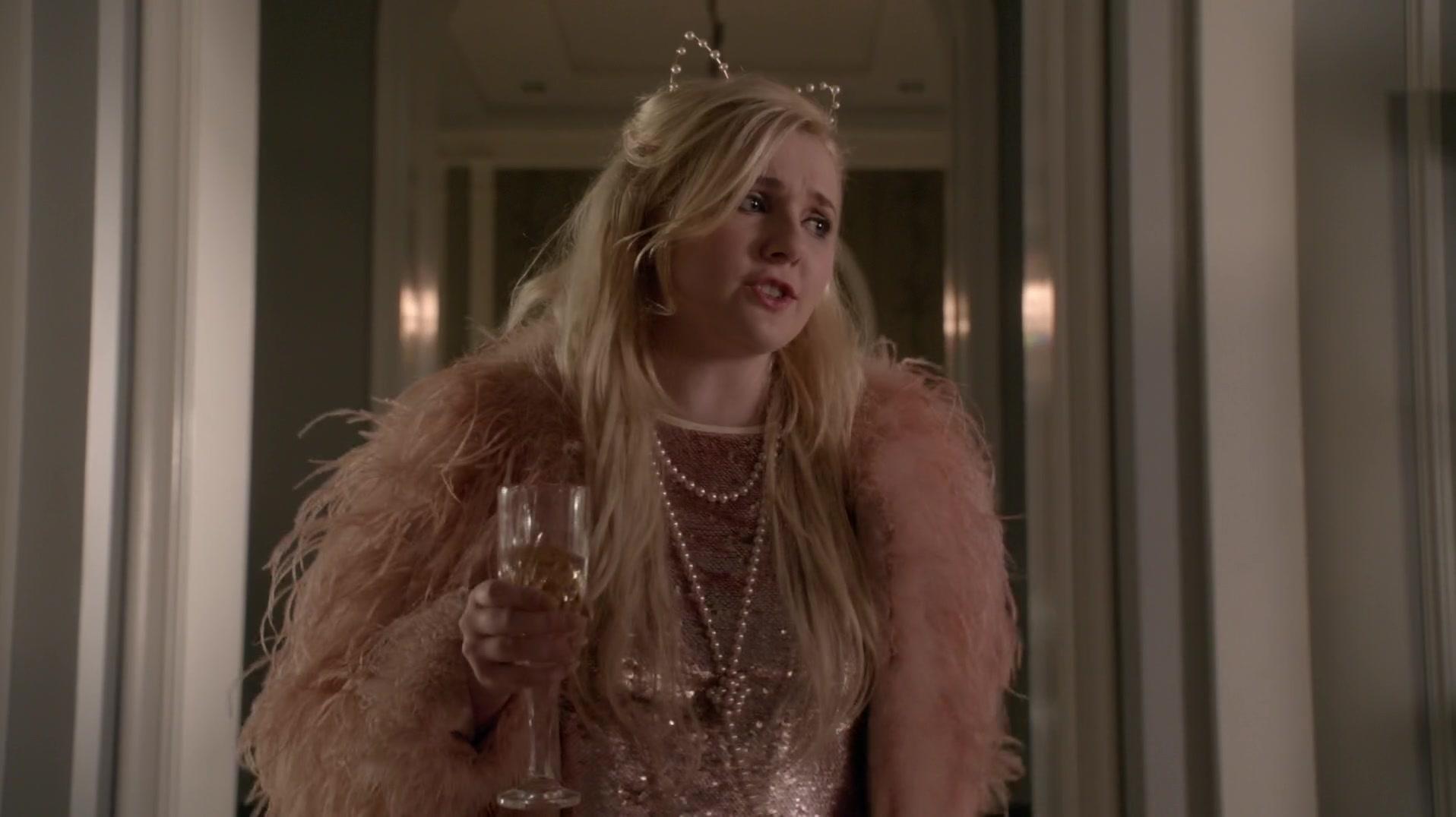Scream_Queens_2015_S01E10_Thanksgiving_1080p_3874.jpg