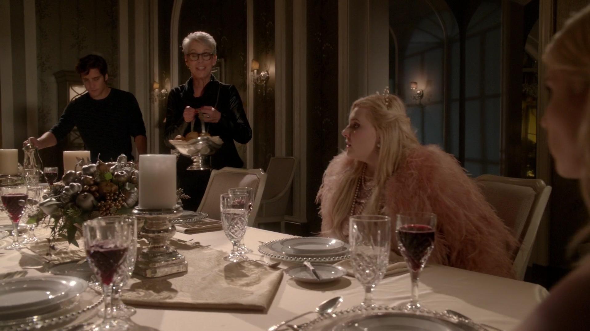 Scream_Queens_2015_S01E10_Thanksgiving_1080p_5939.jpg