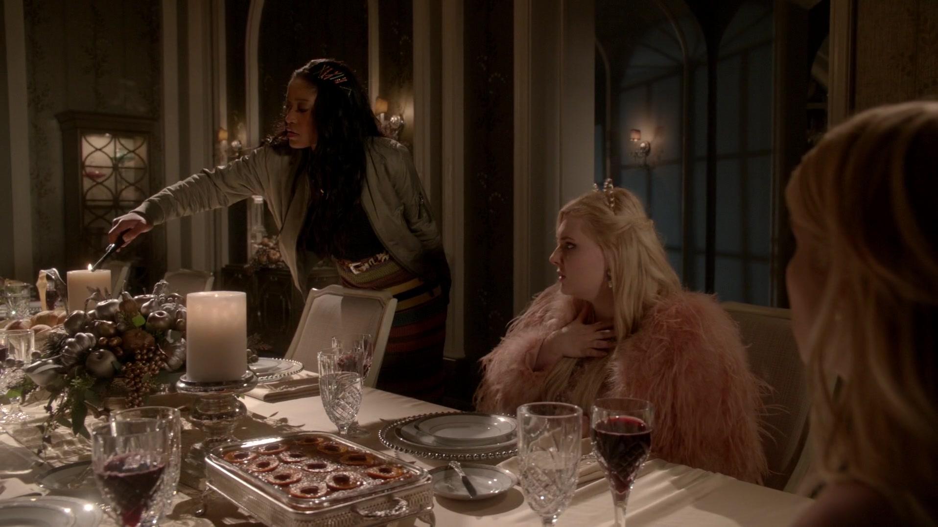 Scream_Queens_2015_S01E10_Thanksgiving_1080p_6014.jpg