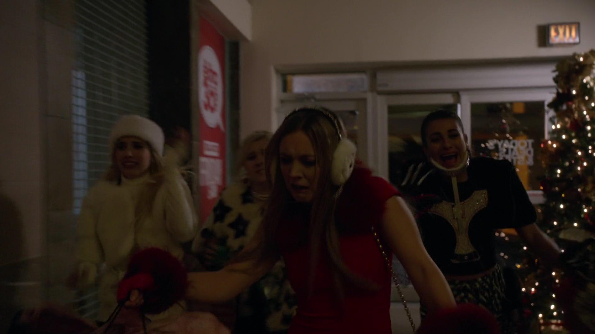 Scream_Queens_2015_S01E11_Black_Friday_1080p__1209.jpg