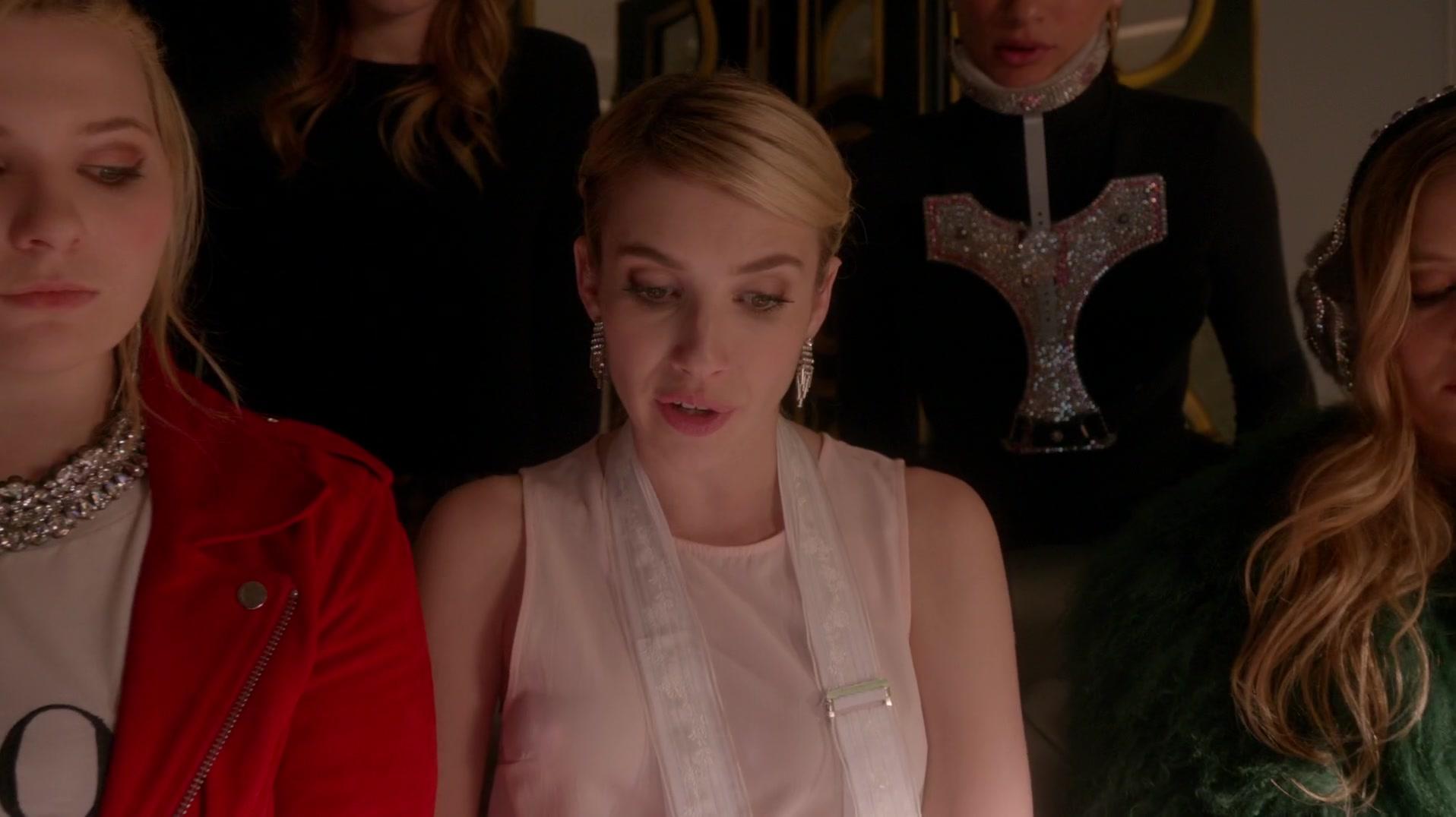Scream_Queens_2015_S01E11_Black_Friday_1080p__2945.jpg