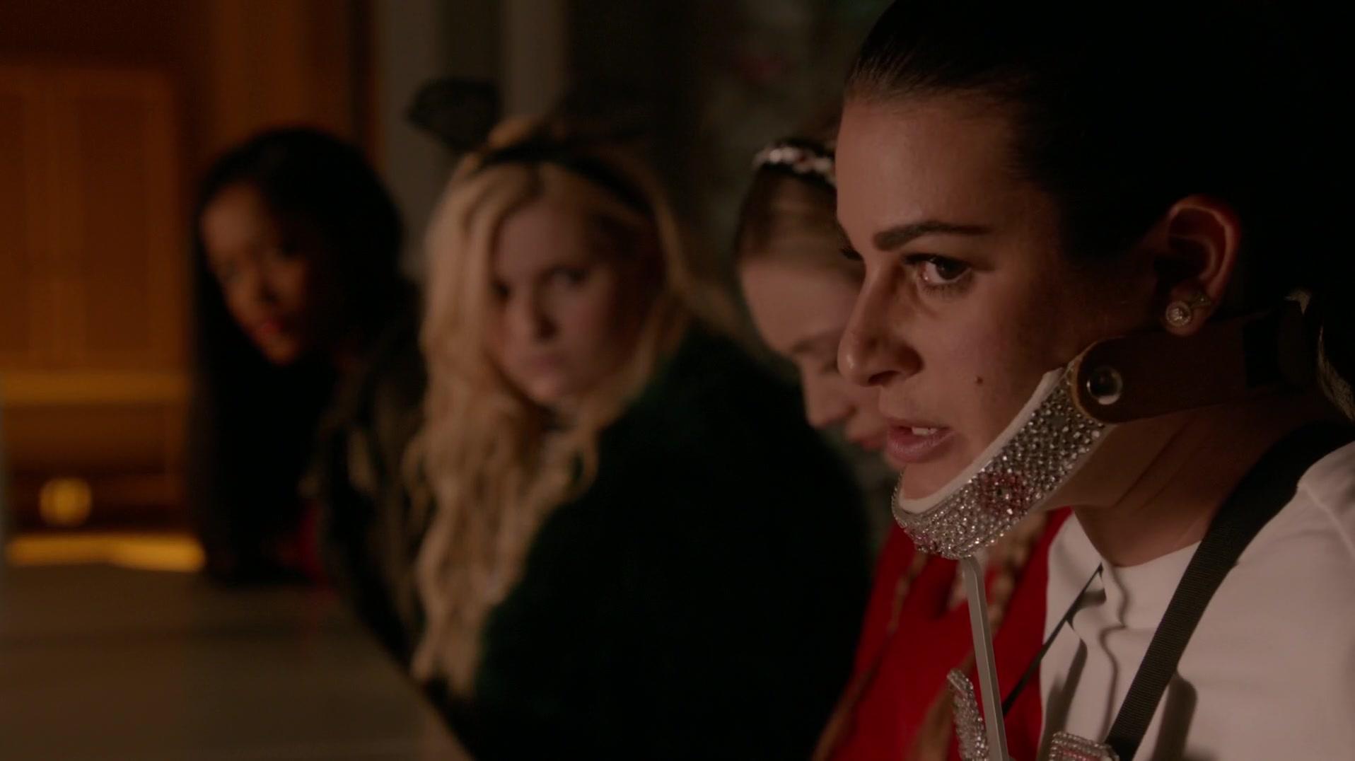 Scream_Queens_2015_S01E11_Black_Friday_1080p__5249.jpg