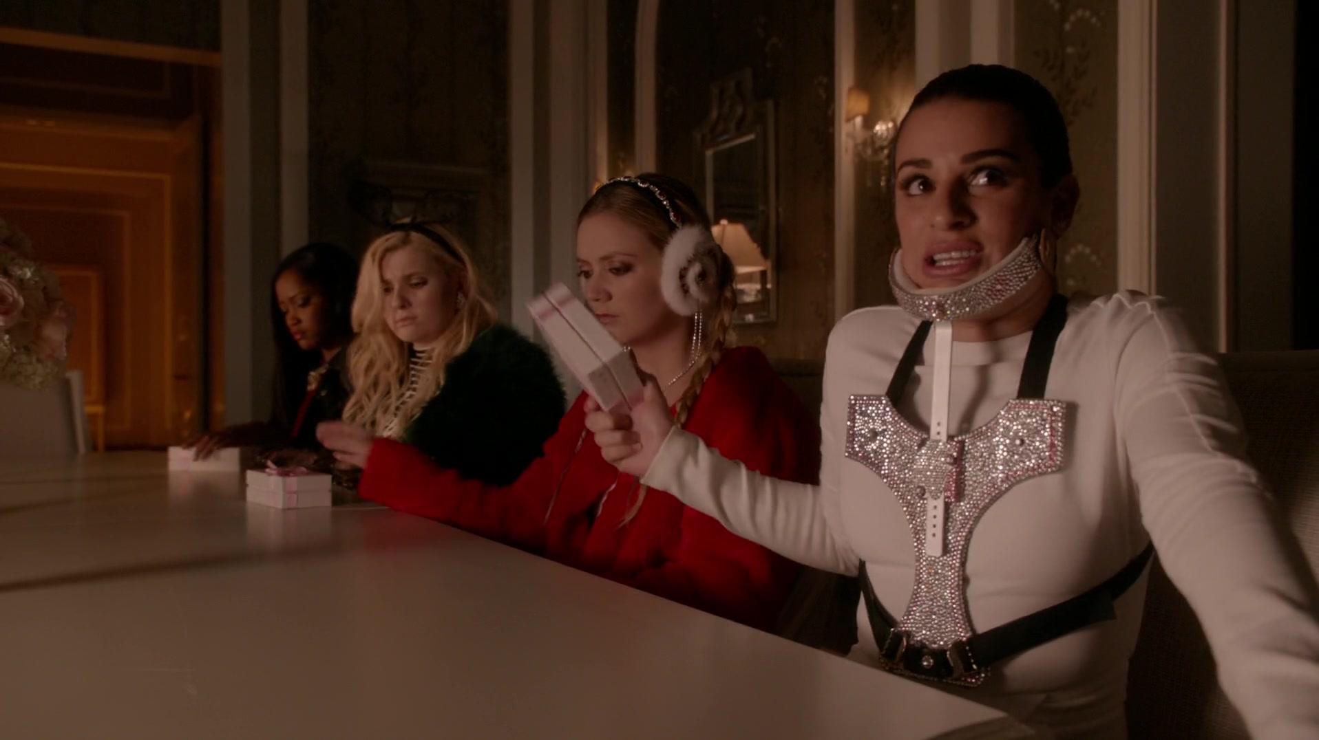 Scream_Queens_2015_S01E11_Black_Friday_1080p__5347.jpg