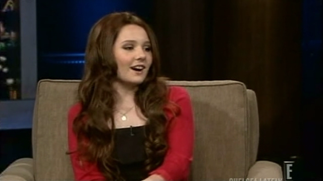 AbigailChelseaLately00110.png