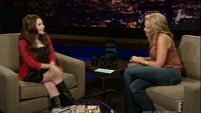 AbigailChelseaLately00134.png
