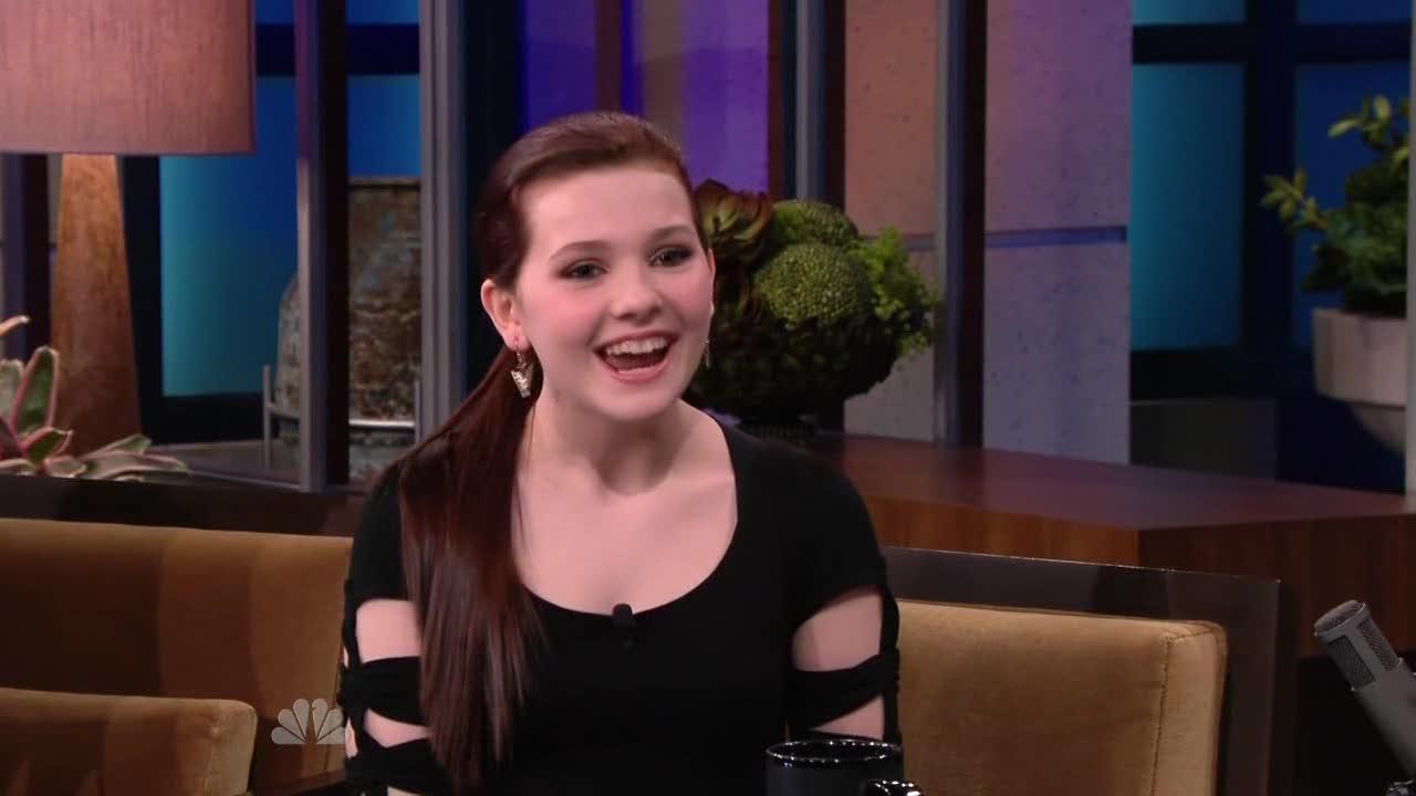 AbigailBreslinJayLeno231461.jpg