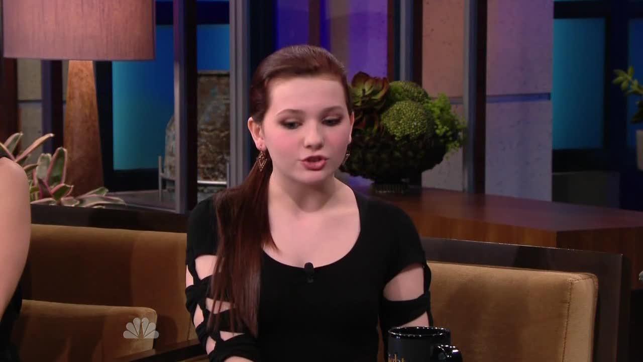 AbigailBreslinJayLeno234934.jpg