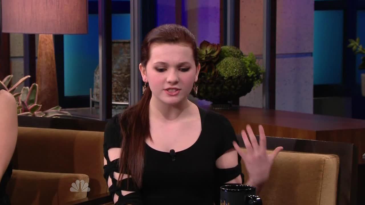AbigailBreslinJayLeno235037.jpg