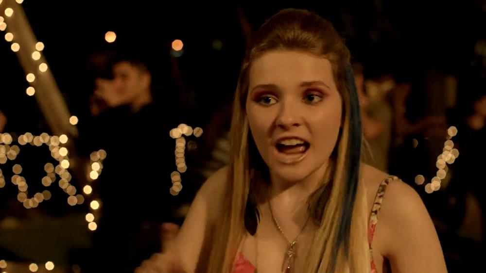 abigailbreslin-perfectsisters-01023.jpg