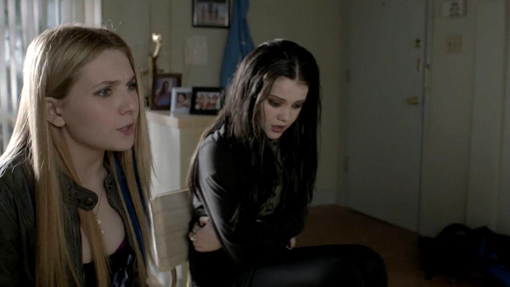 abigailbreslin-perfectsisters-02685.jpg