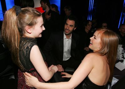 abigail-breslin-sacha-baron-cohen-and-isla-fisher.jpg abigail-breslin-sacha-baron-cohen-and-isla-fisher.jpg