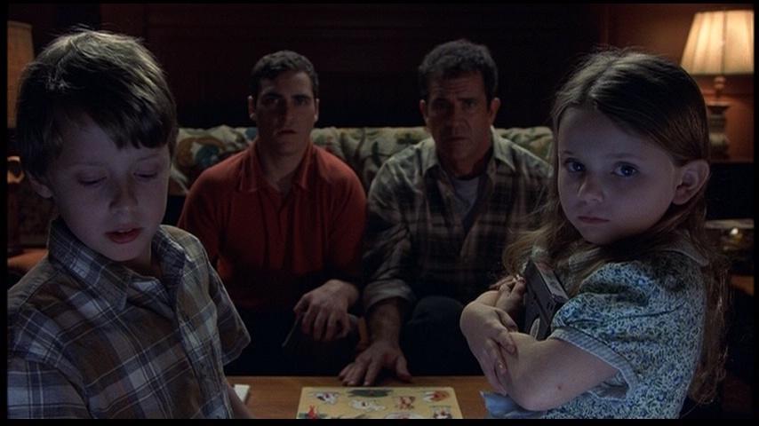 AbigailBreslin_Sigs409.jpg