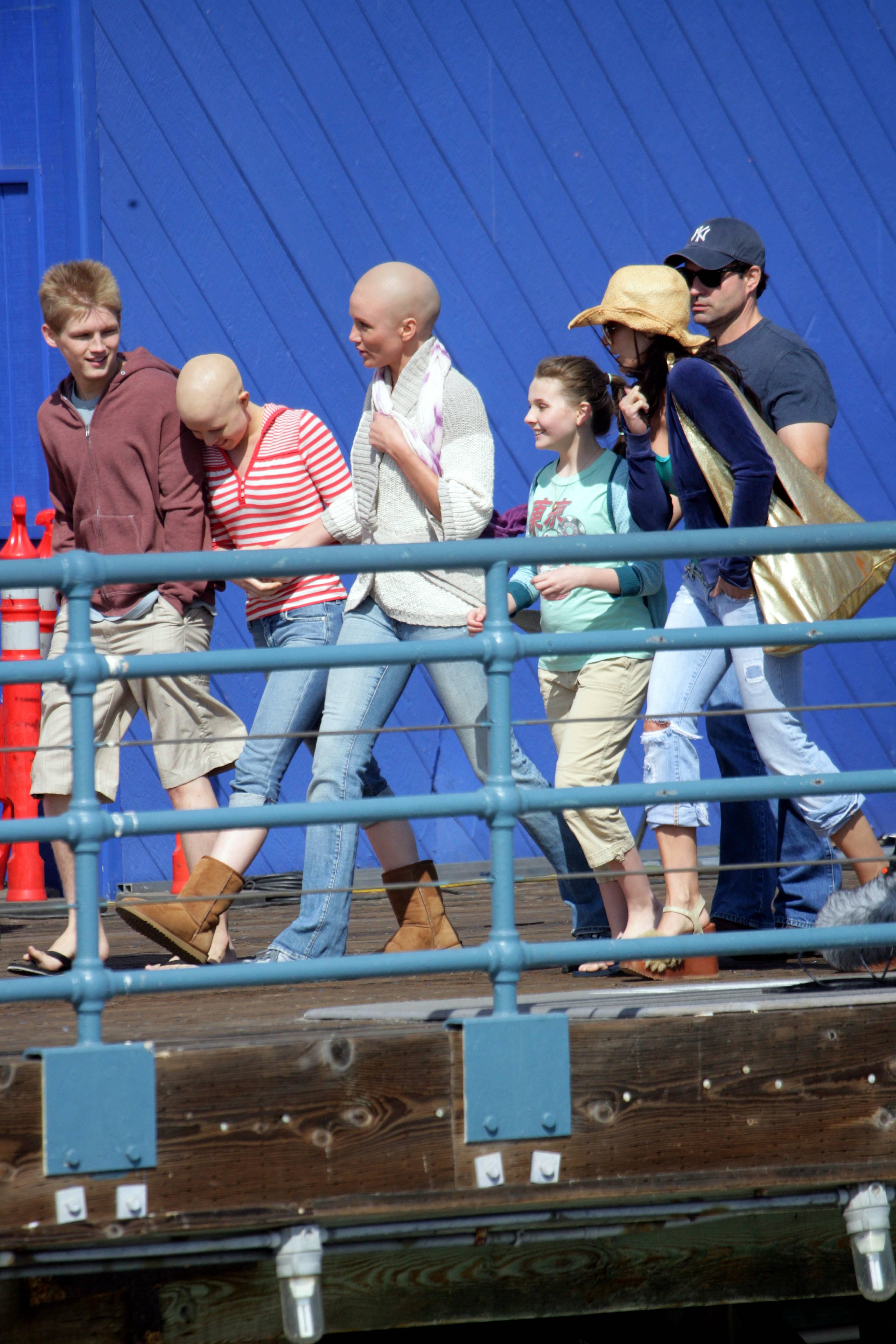 HQ - Thanks [url=http://seamusdavey-fitzpatrick.com/]Linny[/url]!
