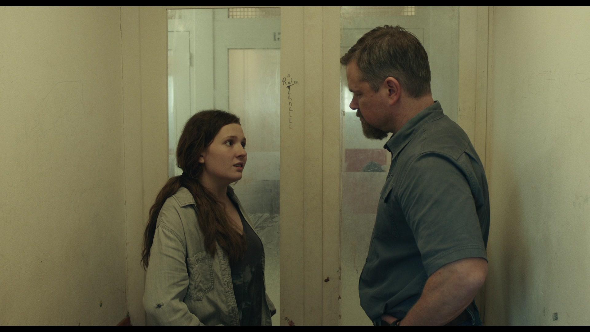 Stillwater_2021_1080p_BluRay__01327.jpg