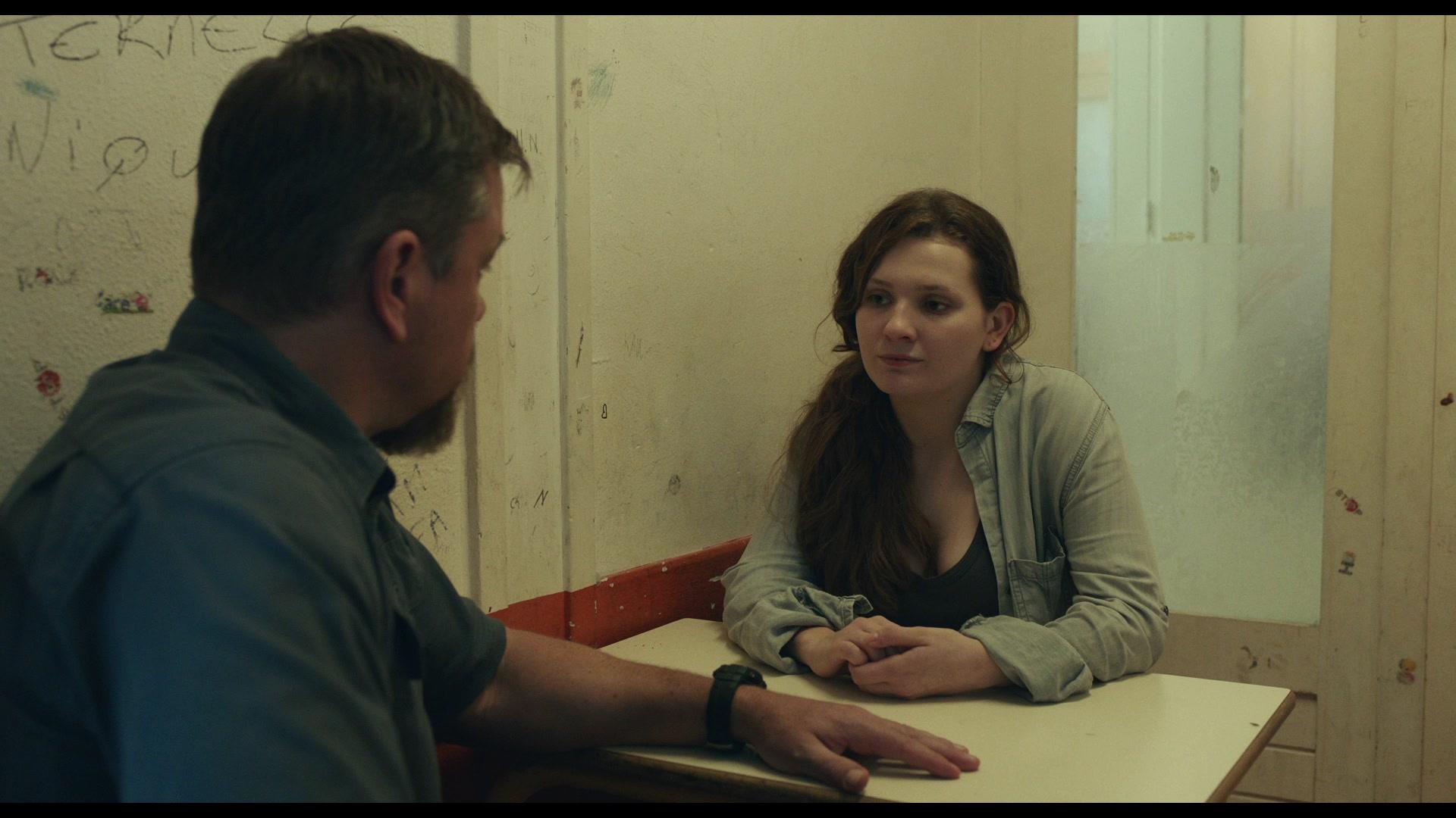 Stillwater_2021_1080p_BluRay__01441.jpg