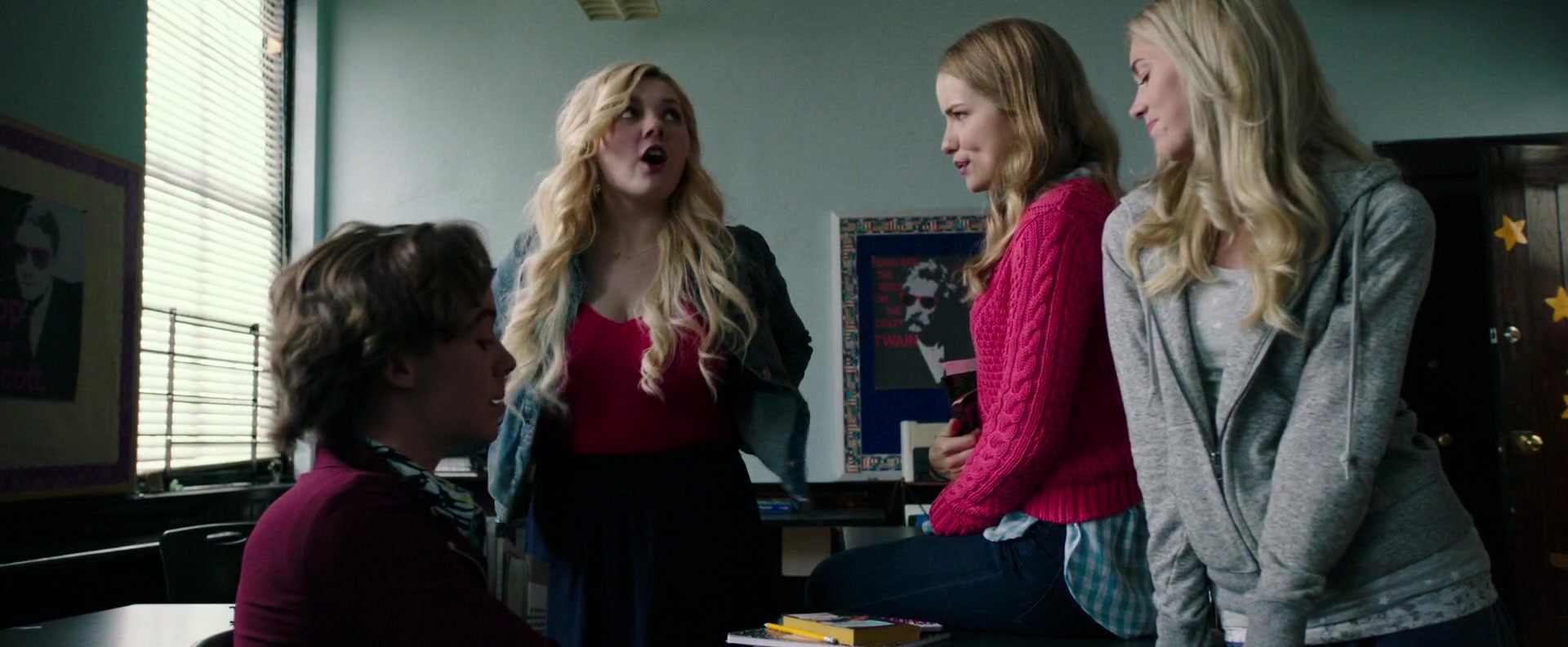 Freak_Show_2017_1080p_002053.jpg