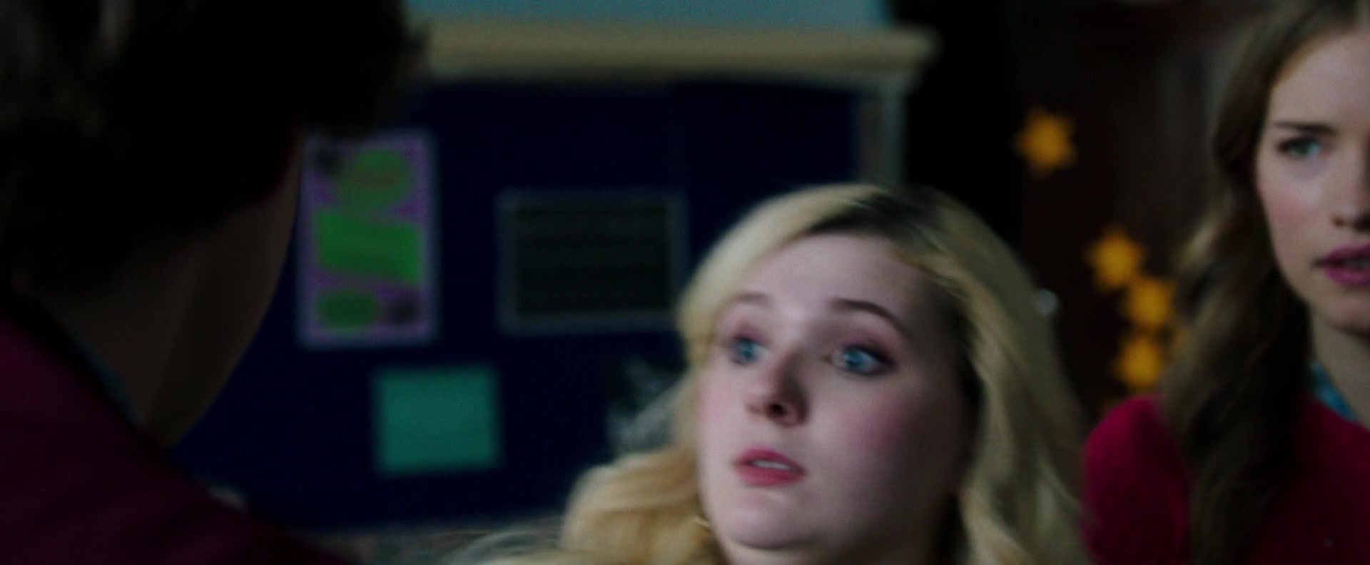 Freak_Show_2017_1080p_002109.jpg