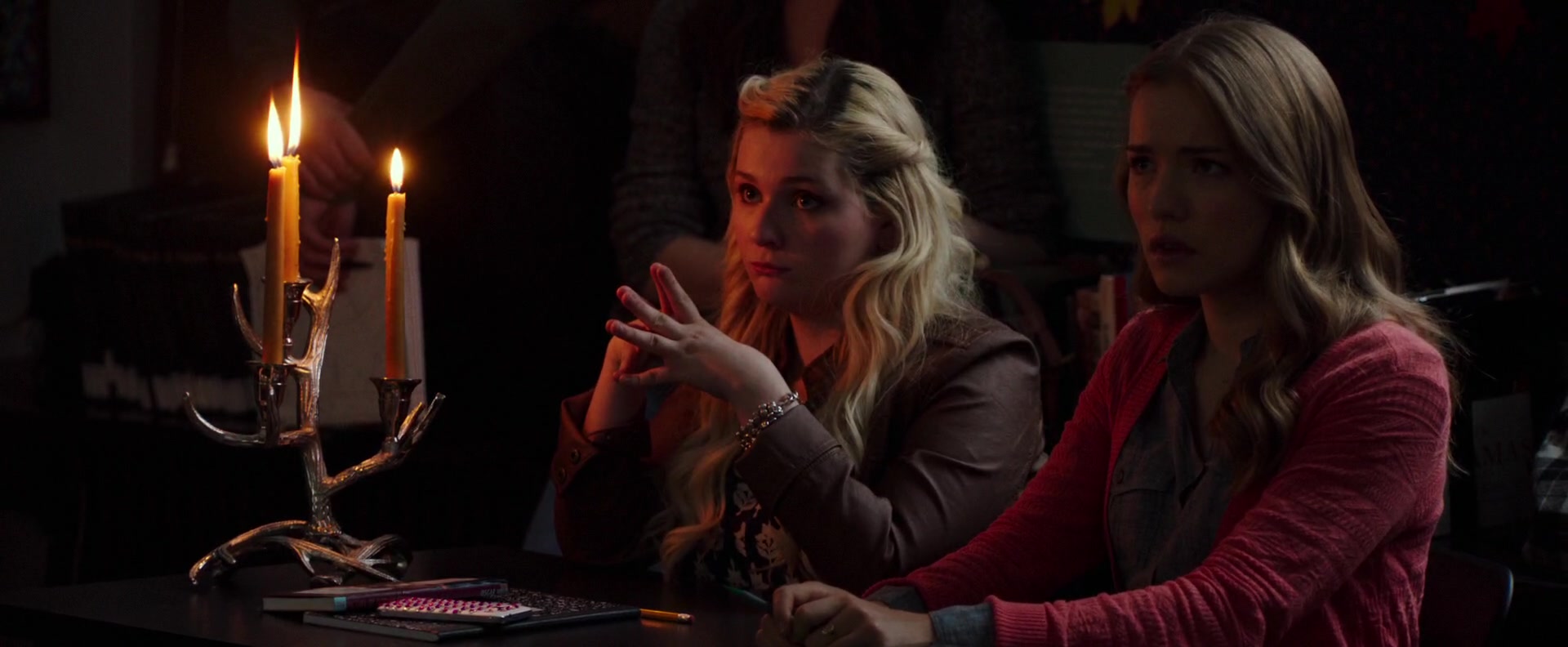 Freak_Show_2017_1080p_006030.jpg
