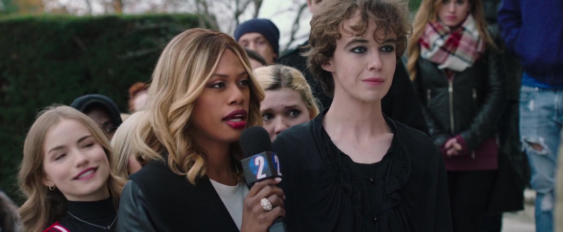Freak_Show_2017_1080p_008091.jpg