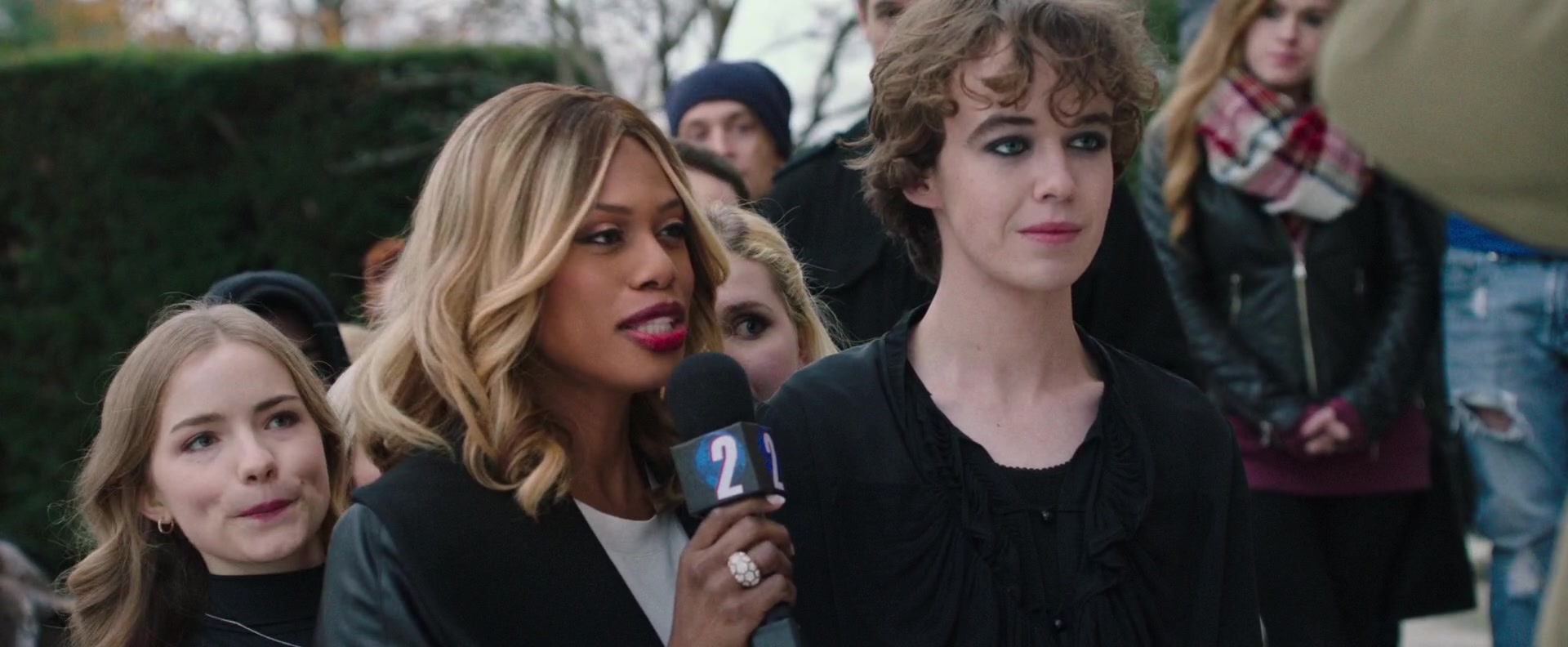 Freak_Show_2017_1080p_008099.jpg