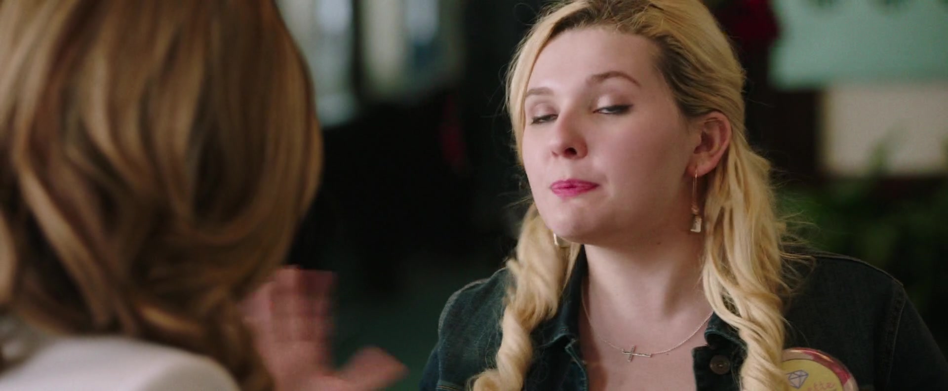 Freak_Show_2017_1080p_009040.jpg