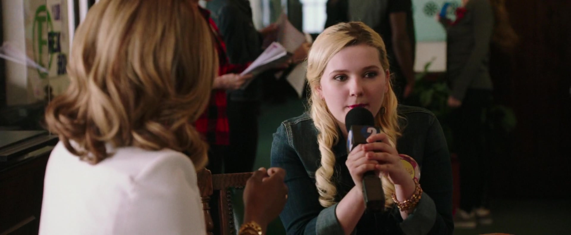 Freak_Show_2017_1080p_009102.jpg