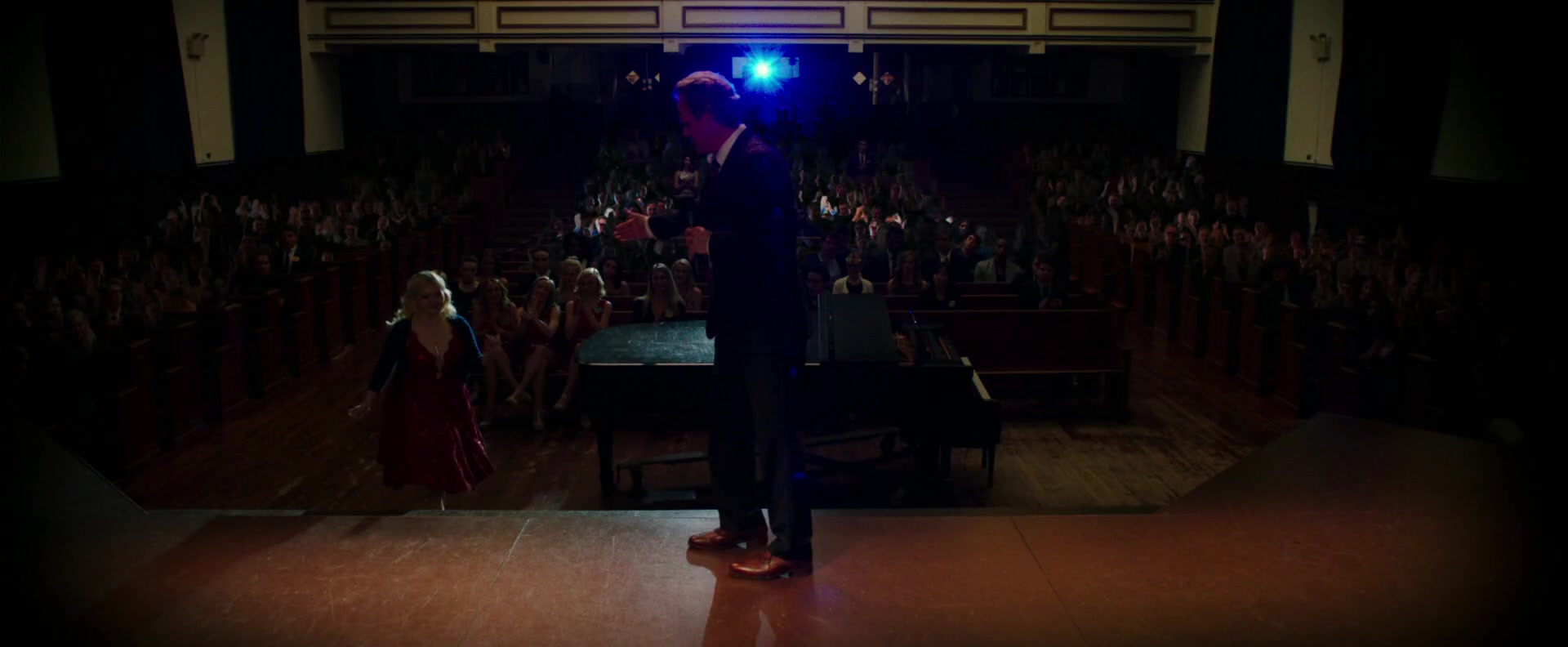 Freak_Show_2017_1080p_010540.jpg